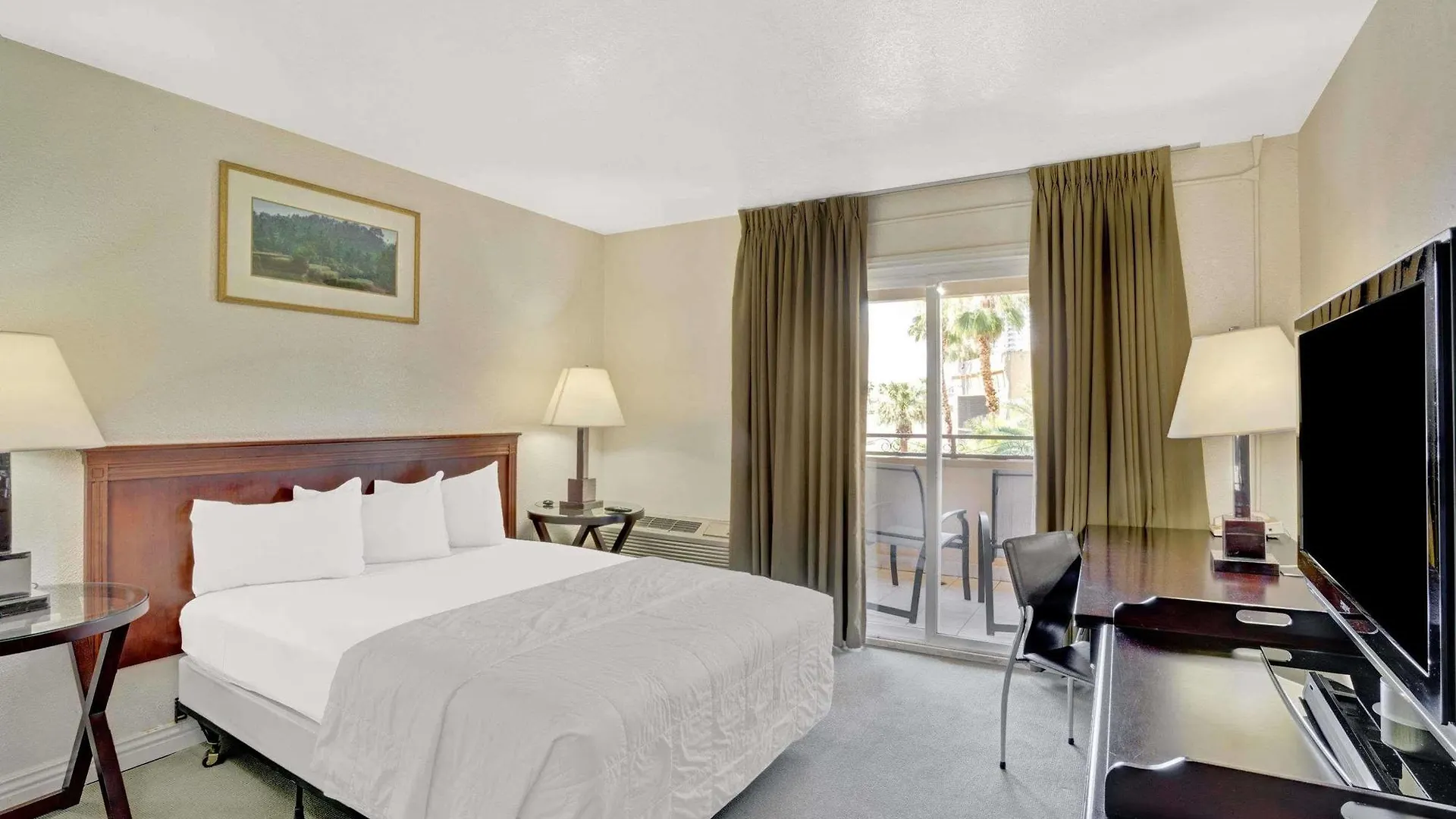 Super 8 By Wyndham Las Vegas North Strip/Fremont St. Area